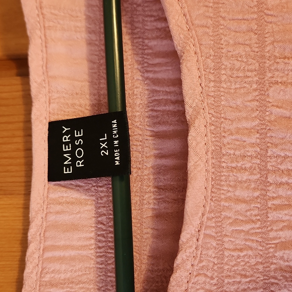 EMERY ROSE Dusty Pink Ruffle Hem Blouse - Picture 2 of 4